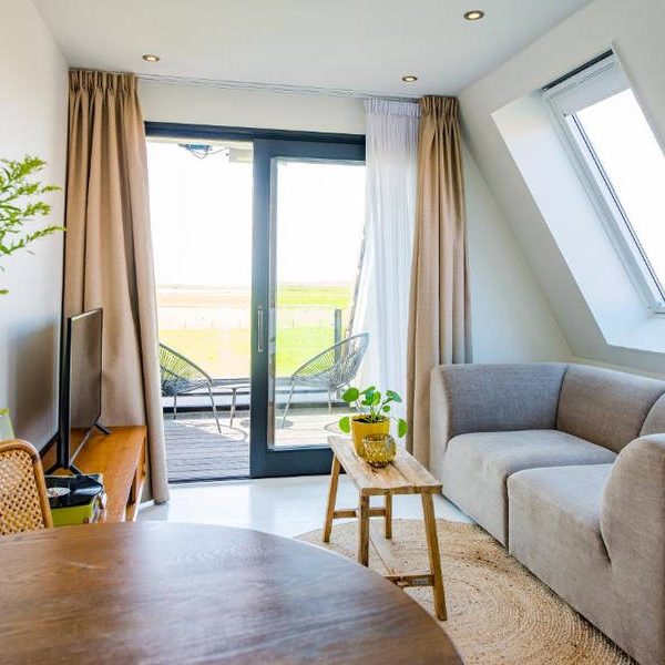 The Sunset Apartments 1
